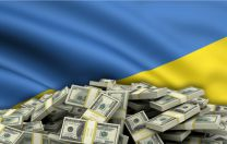 Азаров считает, что нынешнее правительство сделает из Украины банкрота